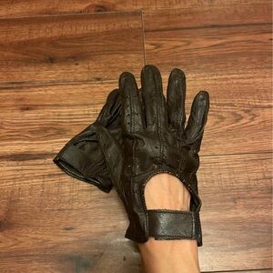 VINTAGE Men's Black Leather Driving Gloves